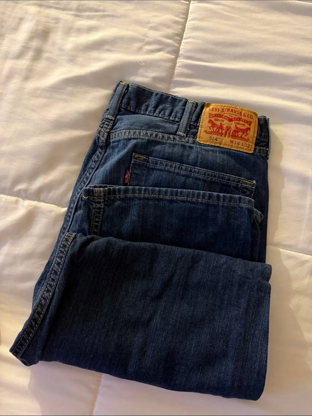 Levi's Men's Relaxed Dark Blue Denim Jeans